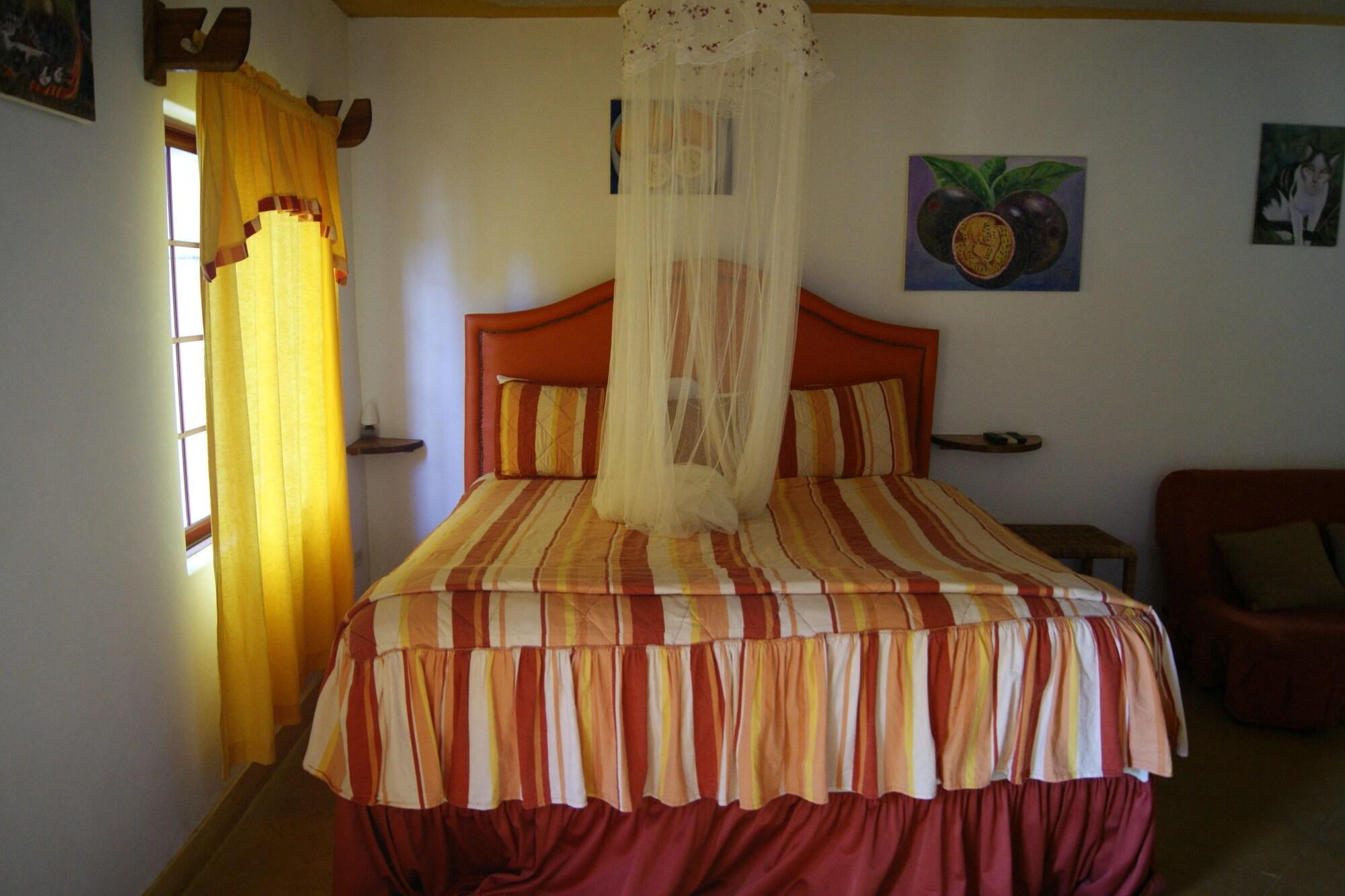 San San Tropez Hotel Port Antonio Exterior photo